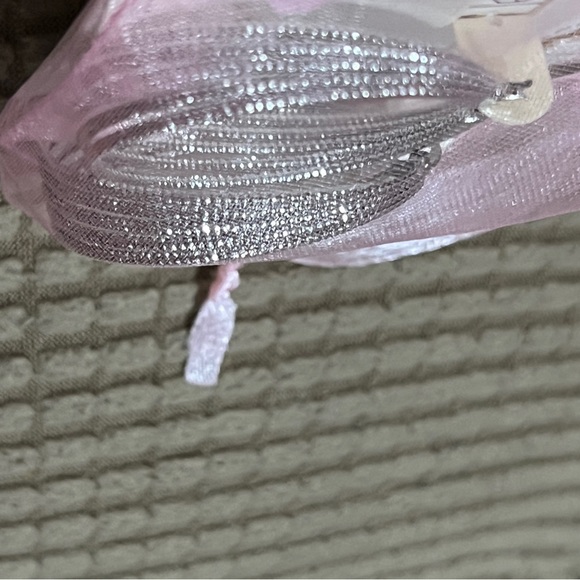 Textured Silver Hoop Earrings with Secure Closure Lifetime warranty see photo - Picture 3 of 5